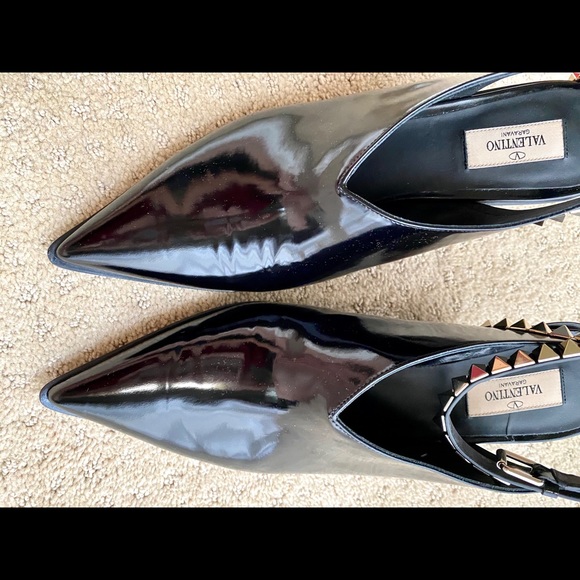 ✨SOLD✨Valentino Garavani Rockstud Booties - Picture 6 of 6